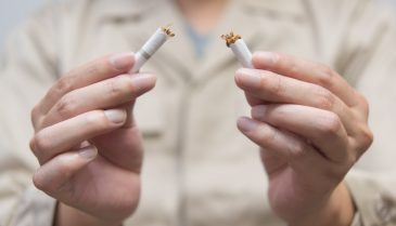 煙草の口臭対策！手でチェックしてケアする方法 タールやニコチンは意外と厄介！